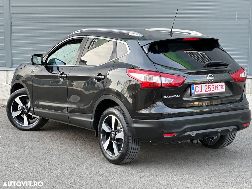 Nissan Qashqai 1.6 DIG-T N-Connecta - 28