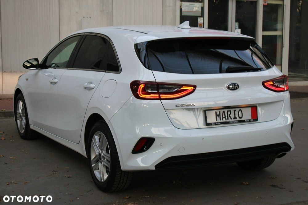 Kia Ceed - 22