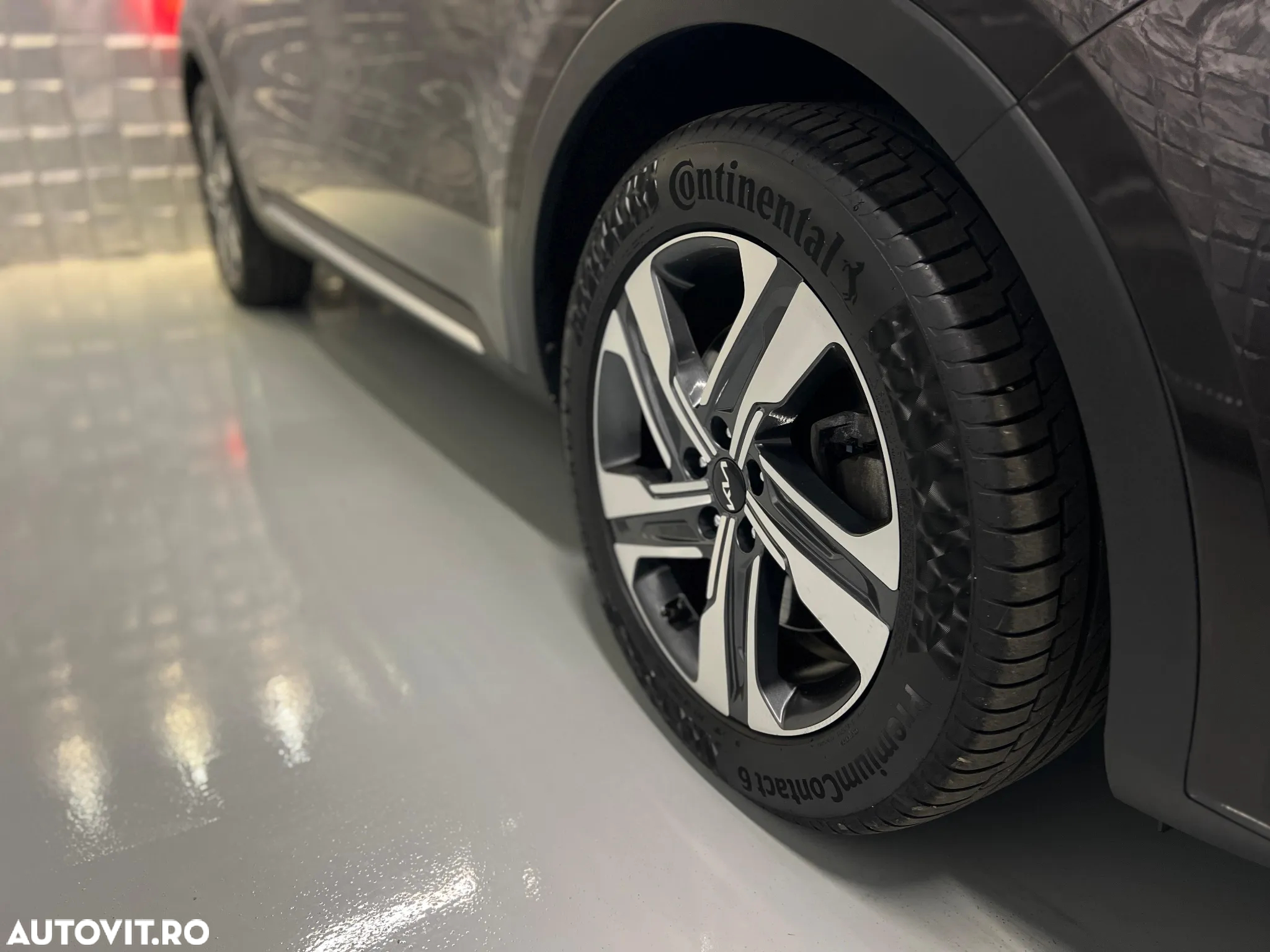 Kia Sorento - 7