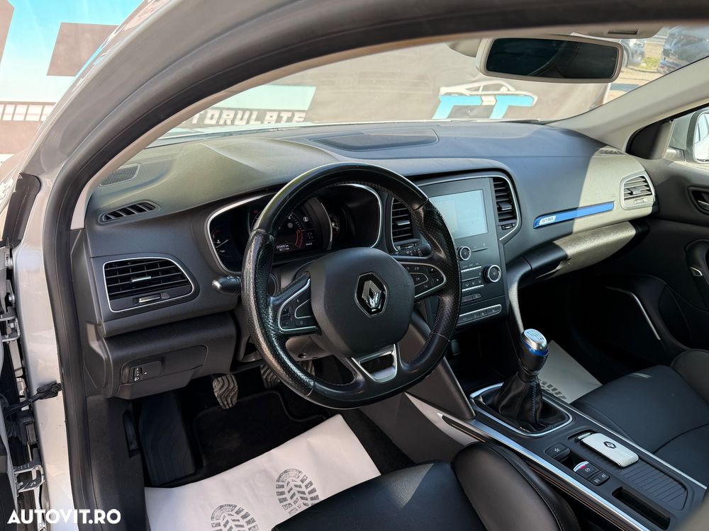 Renault Megane BLUE dCi 115 GT LINE - 13