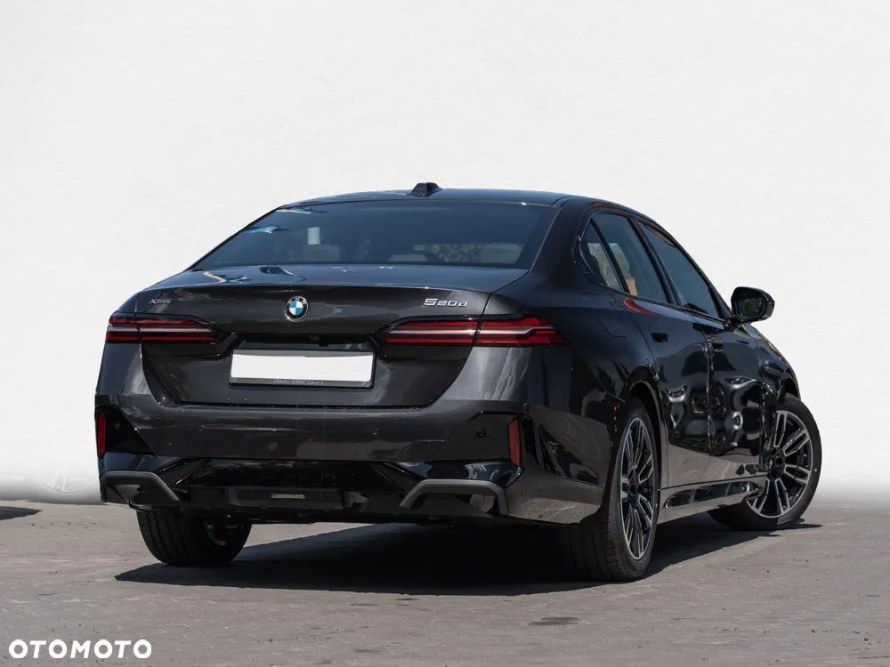 BMW Seria 5 520d xDrive - 3