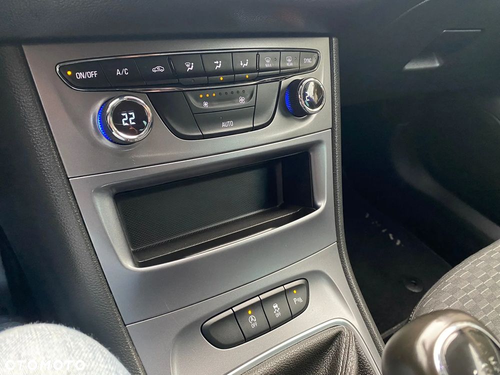 Opel Astra 1.2 Turbo Start/Stop Business Elegance - 34