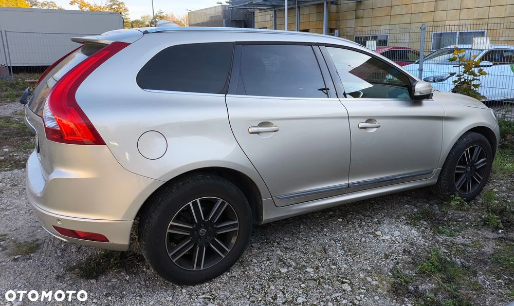 Volvo XC 60 D4 Drive-E Summum - 1