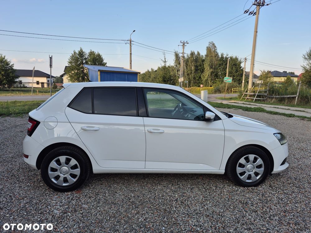 Škoda Fabia - 25