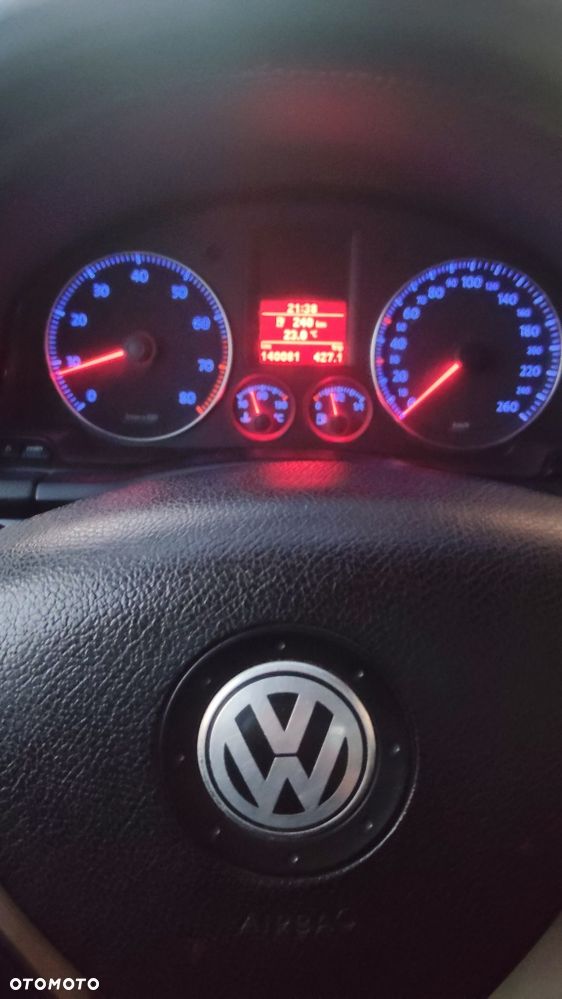 Volkswagen Jetta - 7