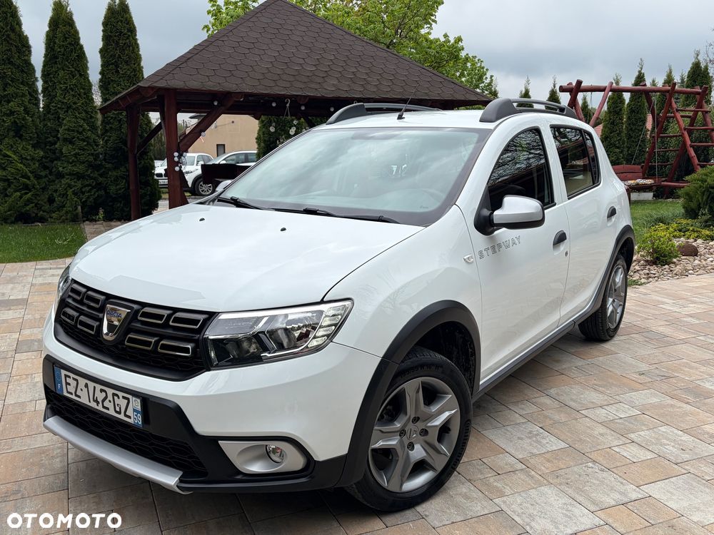 Dacia Sandero - 8
