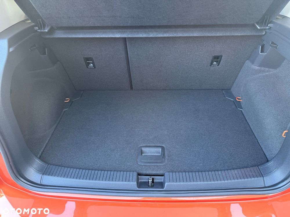 Volkswagen T-Cross 1.0 TSI Life DSG - 30