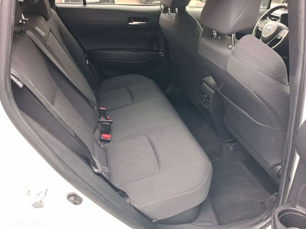 Toyota Corolla Cross - 14