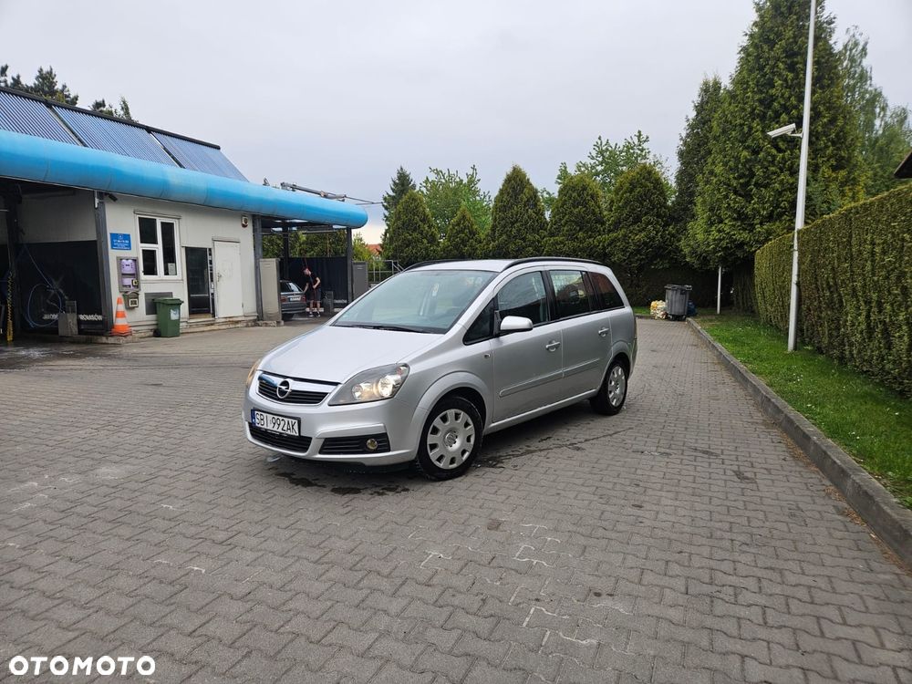 Opel Zafira - 1