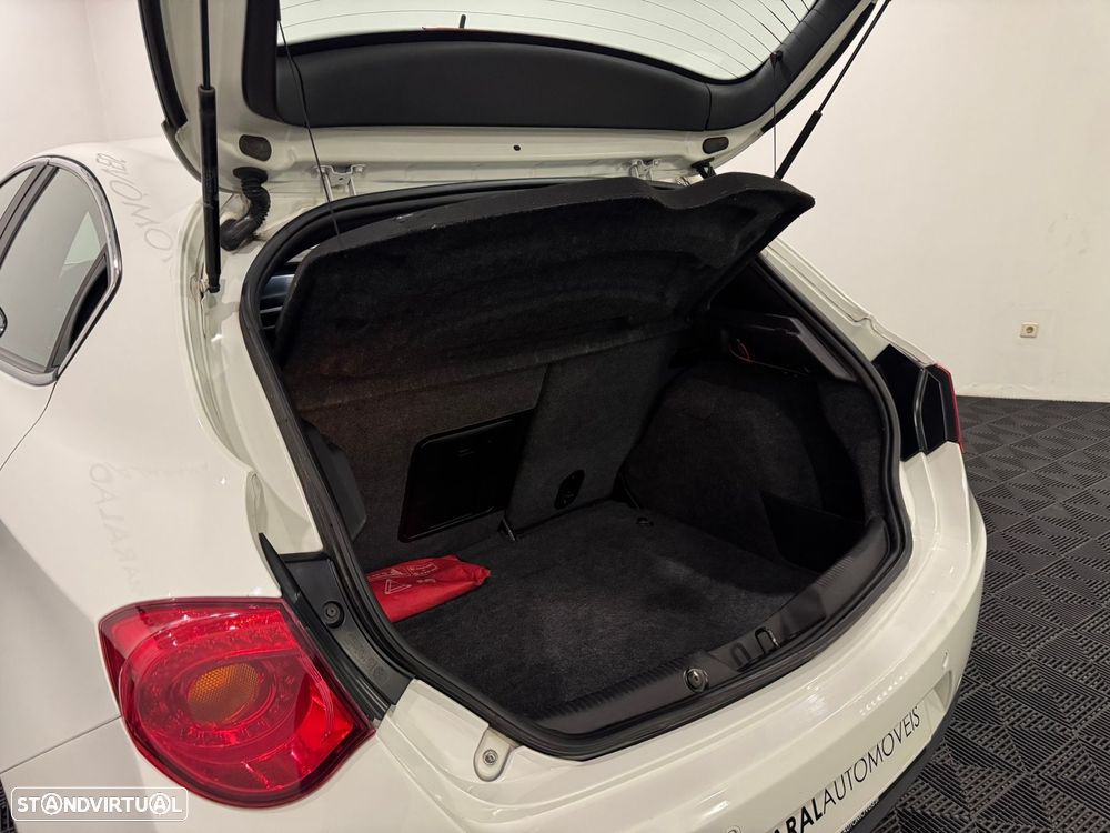 Alfa Romeo Giulietta 1.6 JTDM Progression - 48