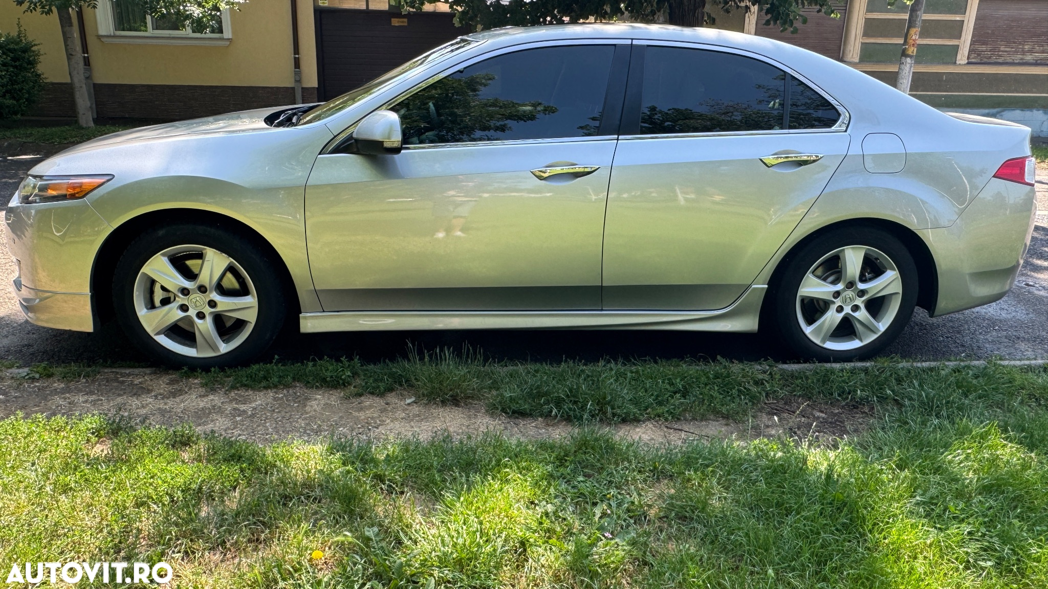 Honda Accord 2.4i Aut Executive - 3