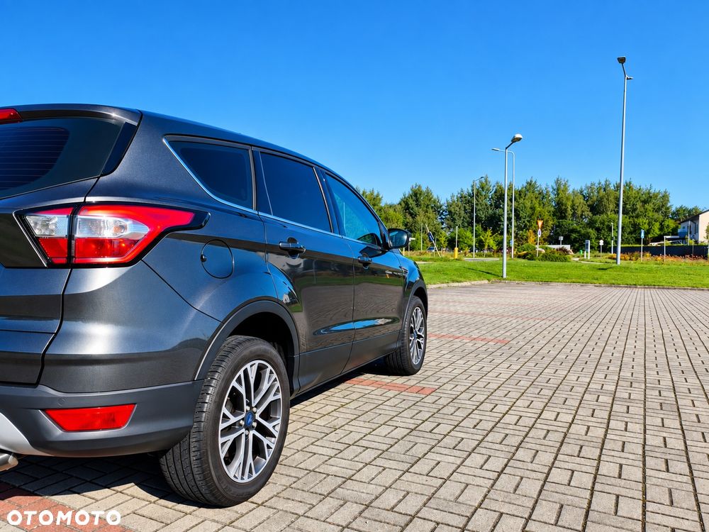 Ford Kuga - 3
