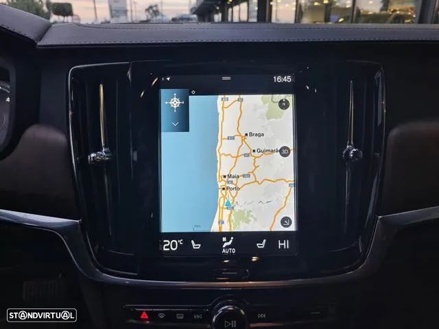 Volvo V90 Cross Country 2.0 D5 Pro AWD Geartronic - 21