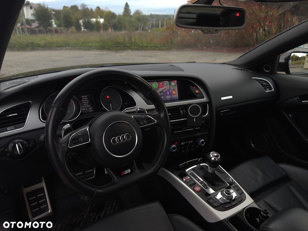 Audi S5 Coupé - 12
