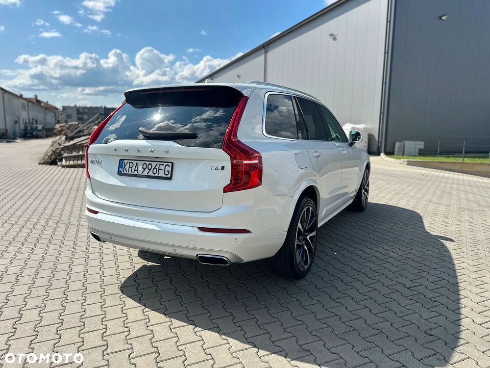 Volvo XC 90 - 5