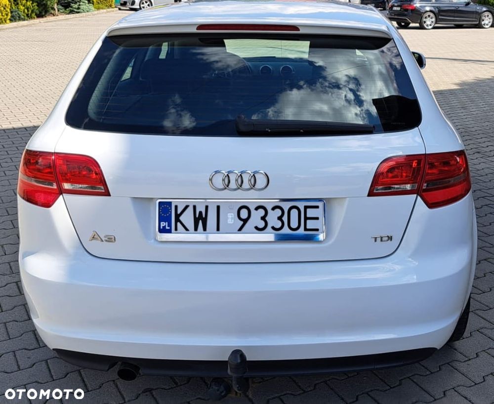 Audi A3 Sportback 1.6 TDI DPF Ambition - 3