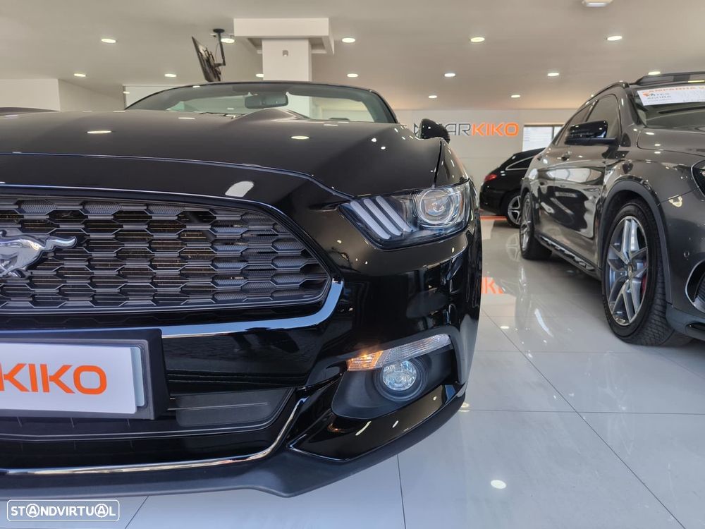 Ford Mustang 2.3i EcoBoost - 10
