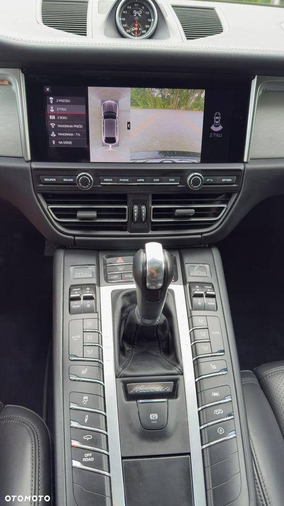 Porsche Macan Turbo - 39