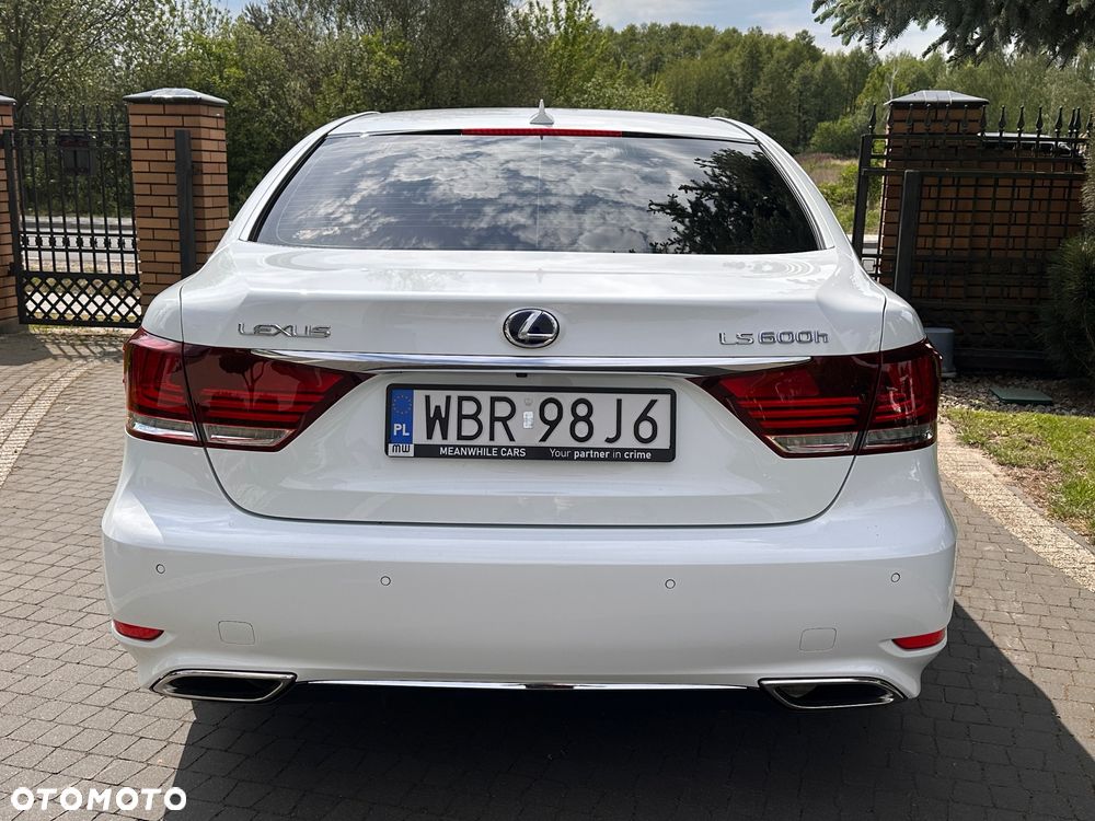 Lexus LS 600h F Sport - 11
