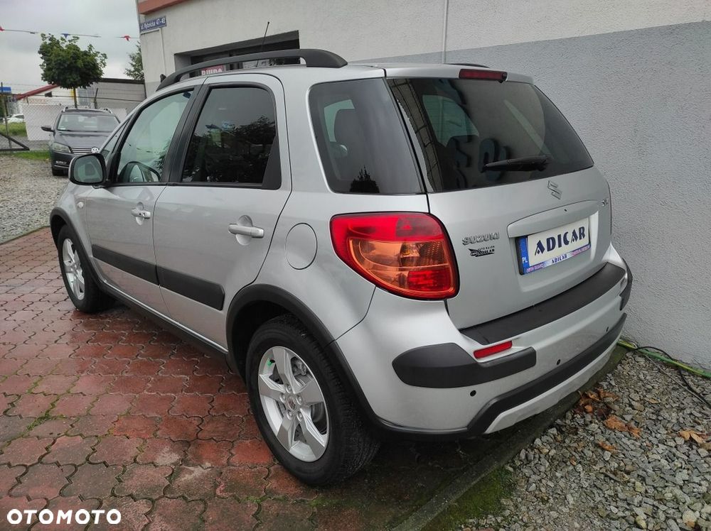 Suzuki SX4 - 4