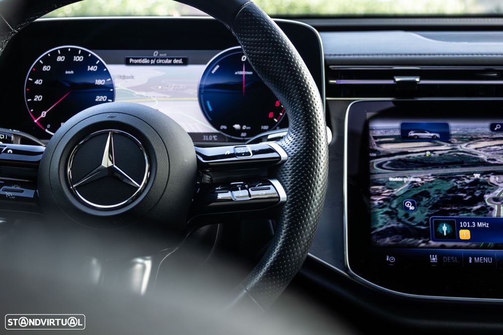 Mercedes-Benz E 300 - 21