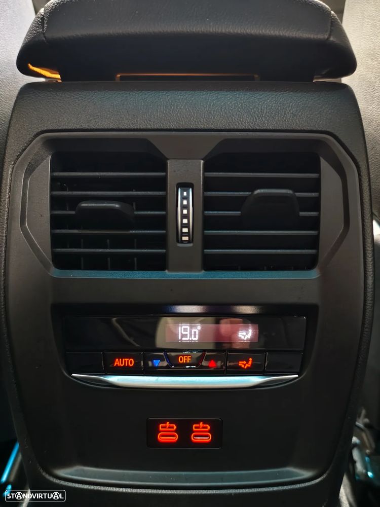 BMW 320 e Pack Desportivo M Auto - 31