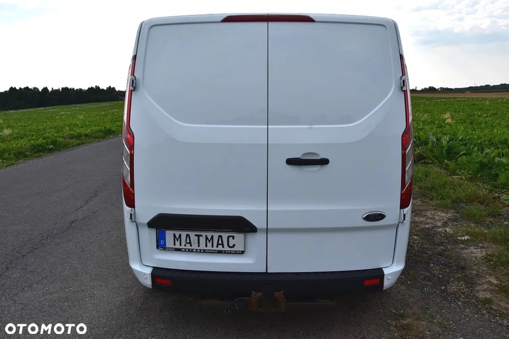 Ford TRANSIT CUSTOM 300 L2H1 - 9