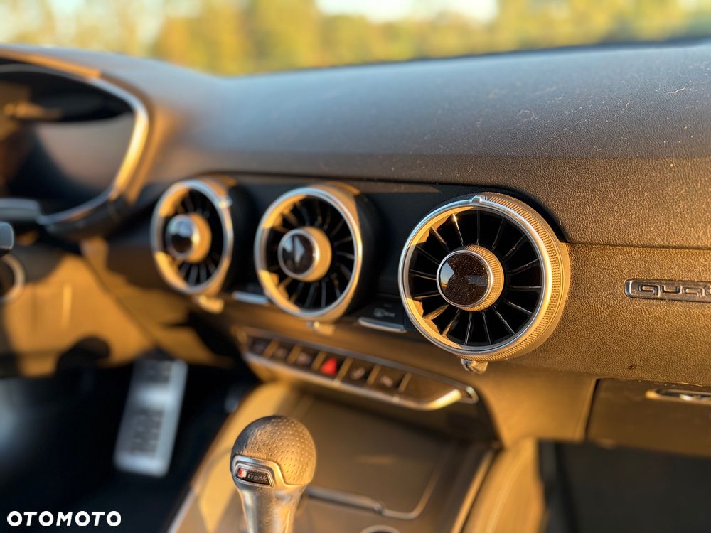 Audi TT Coupé 2.0 TFSI Quattro S tronic - 29