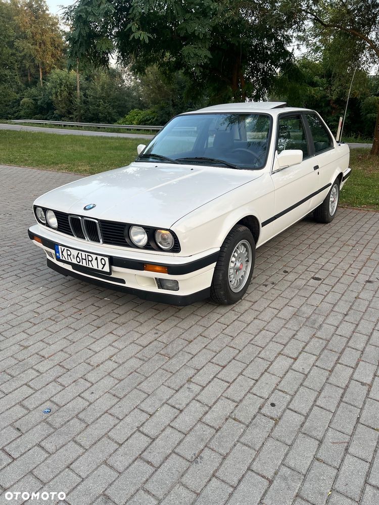 BMW Seria 3 316i - 1
