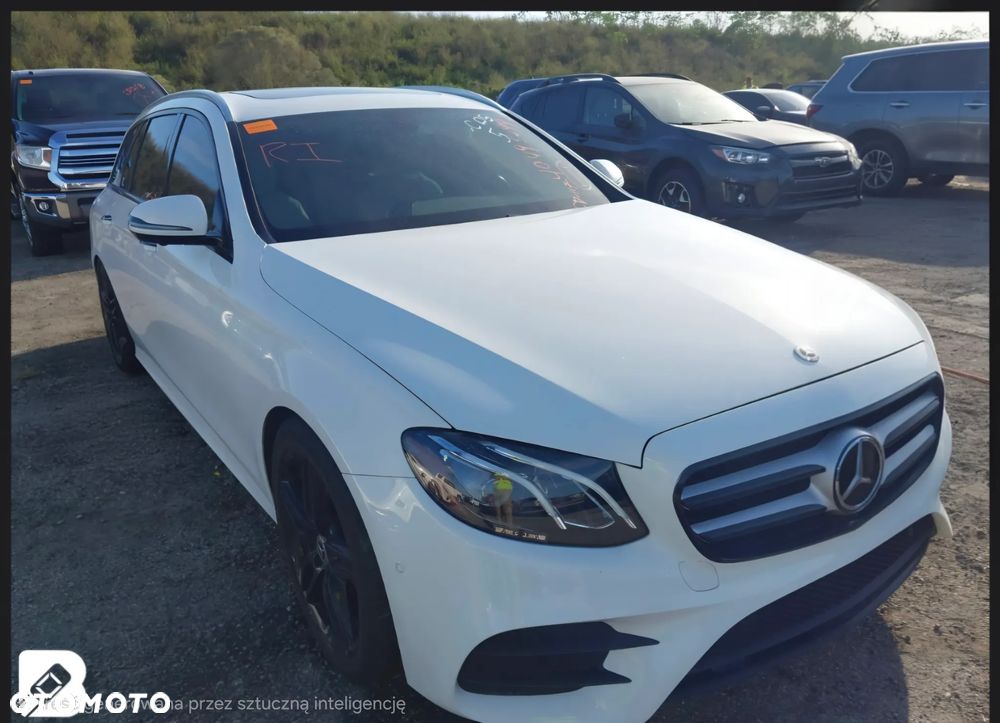 Mercedes-Benz Klasa E 450 4Matic 9G-TRONIC - 26