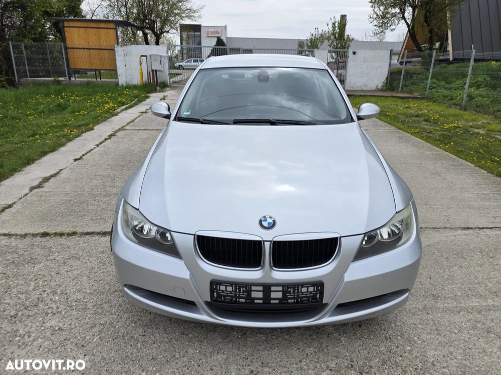 BMW Seria 3 320d DPF Aut. - 2
