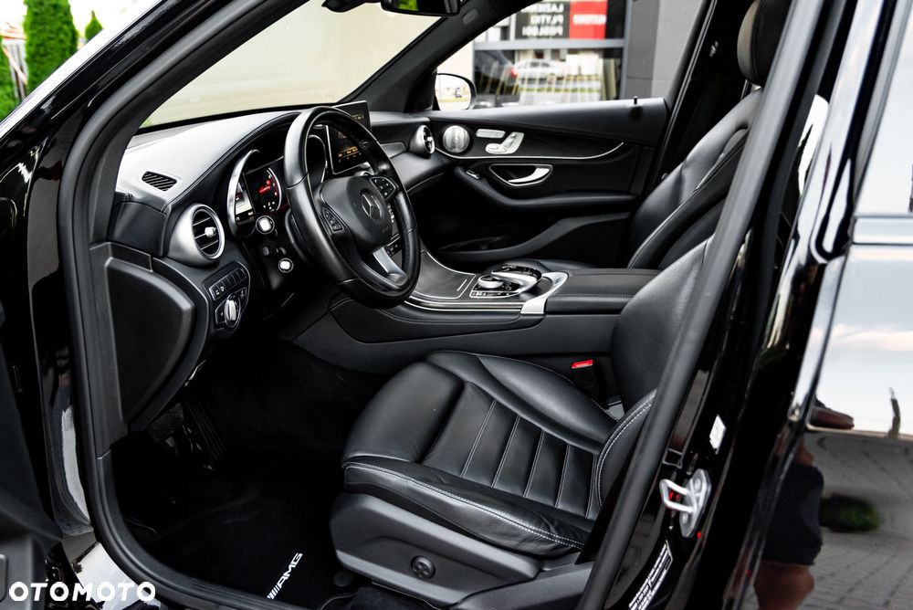 Mercedes-Benz GLC 250 4Matic 9G-TRONIC AMG Line - 20