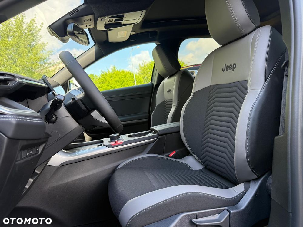 Jeep Compass 1.2 T3 mHEV First Edition FWD DCT - 10