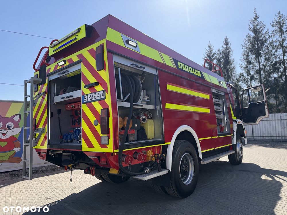 MAN Wóz strażacki CIĘŻKI Pojazd pożarniczy Straż pożarna MAN 18.284 4x4 6t wody+piana, CNBOP, działko dachowe, skrzynie dachowe, łańcuchy podrzutowe - 5