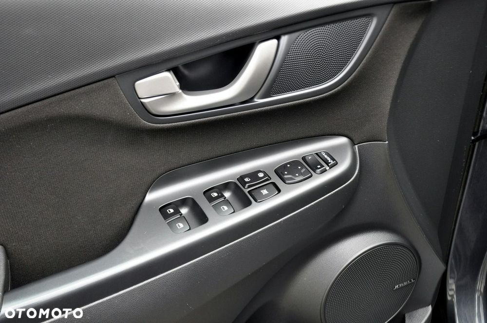 Hyundai Kona - 37