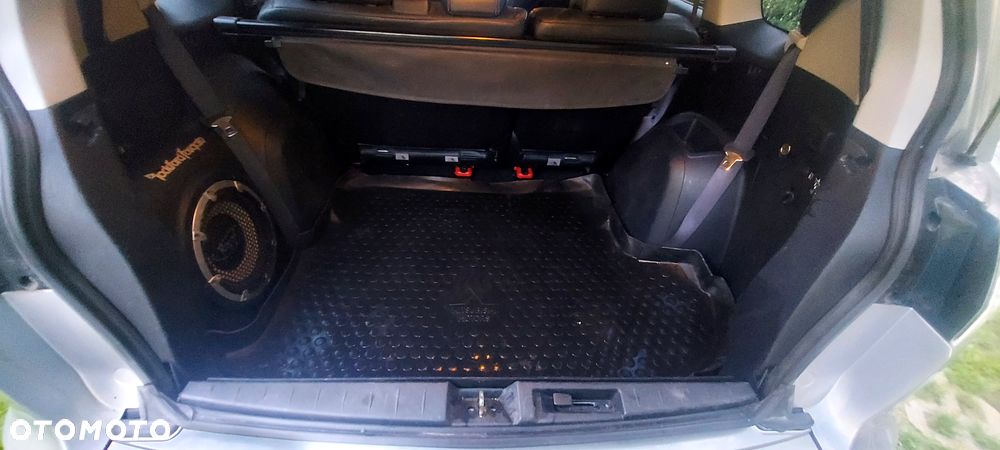 Mitsubishi Outlander 2.4 Intense + EU5 CVT - 35