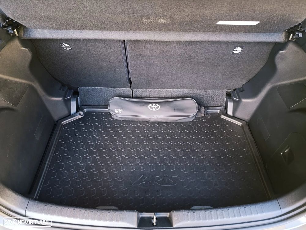 Toyota Yaris 1.0 VVT-i Exclusive - 14