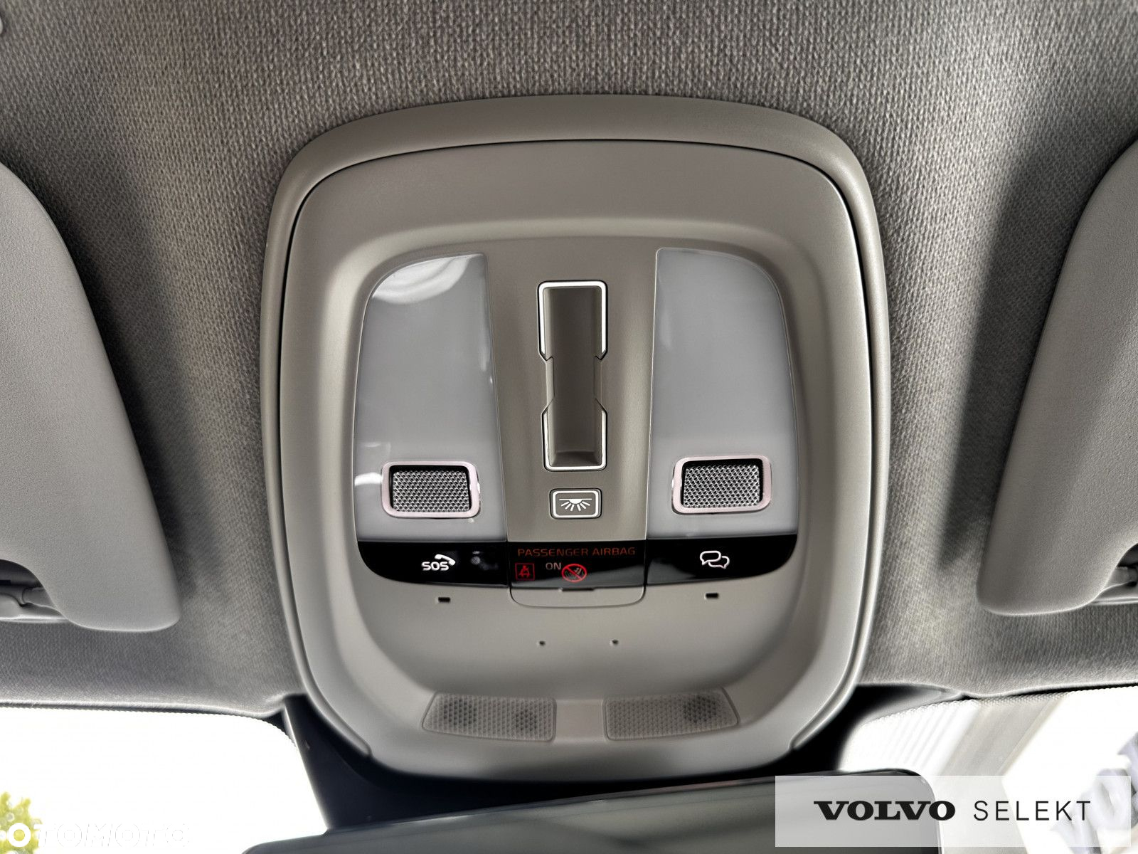 Volvo XC 40 - 38