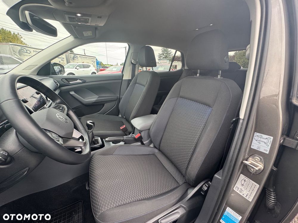 Volkswagen T-Cross - 18