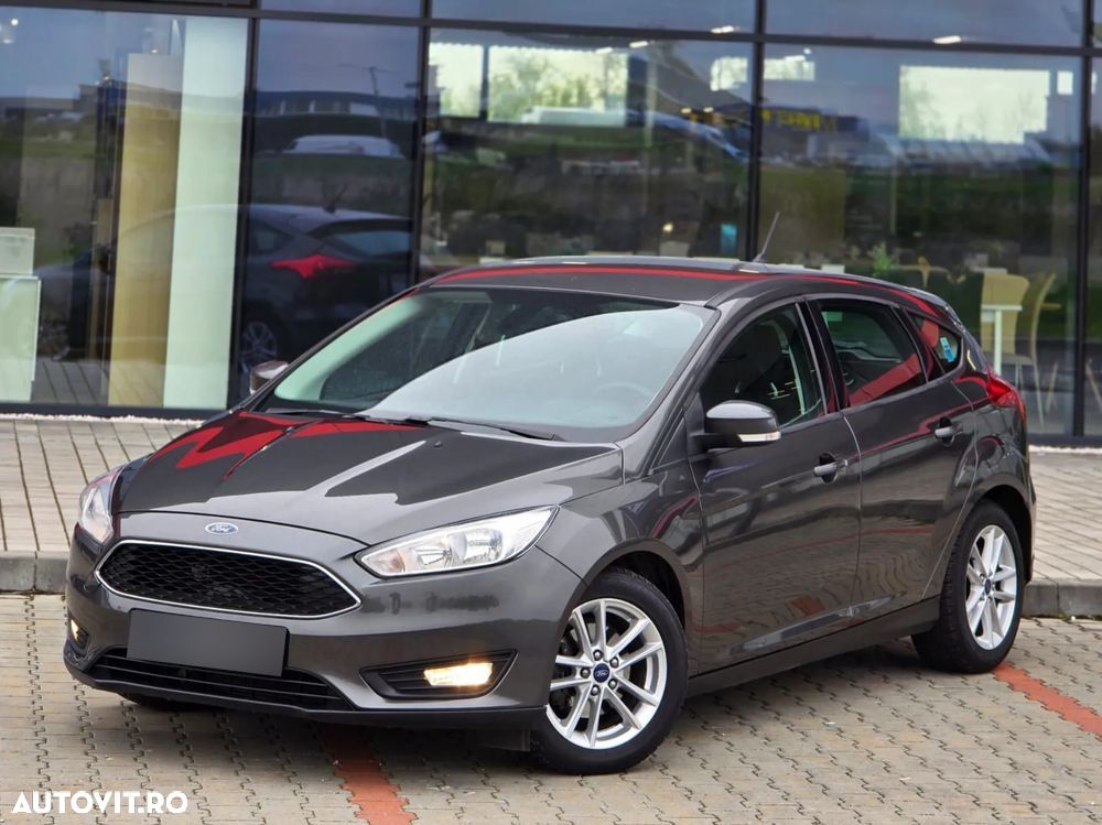 Ford Focus - 1