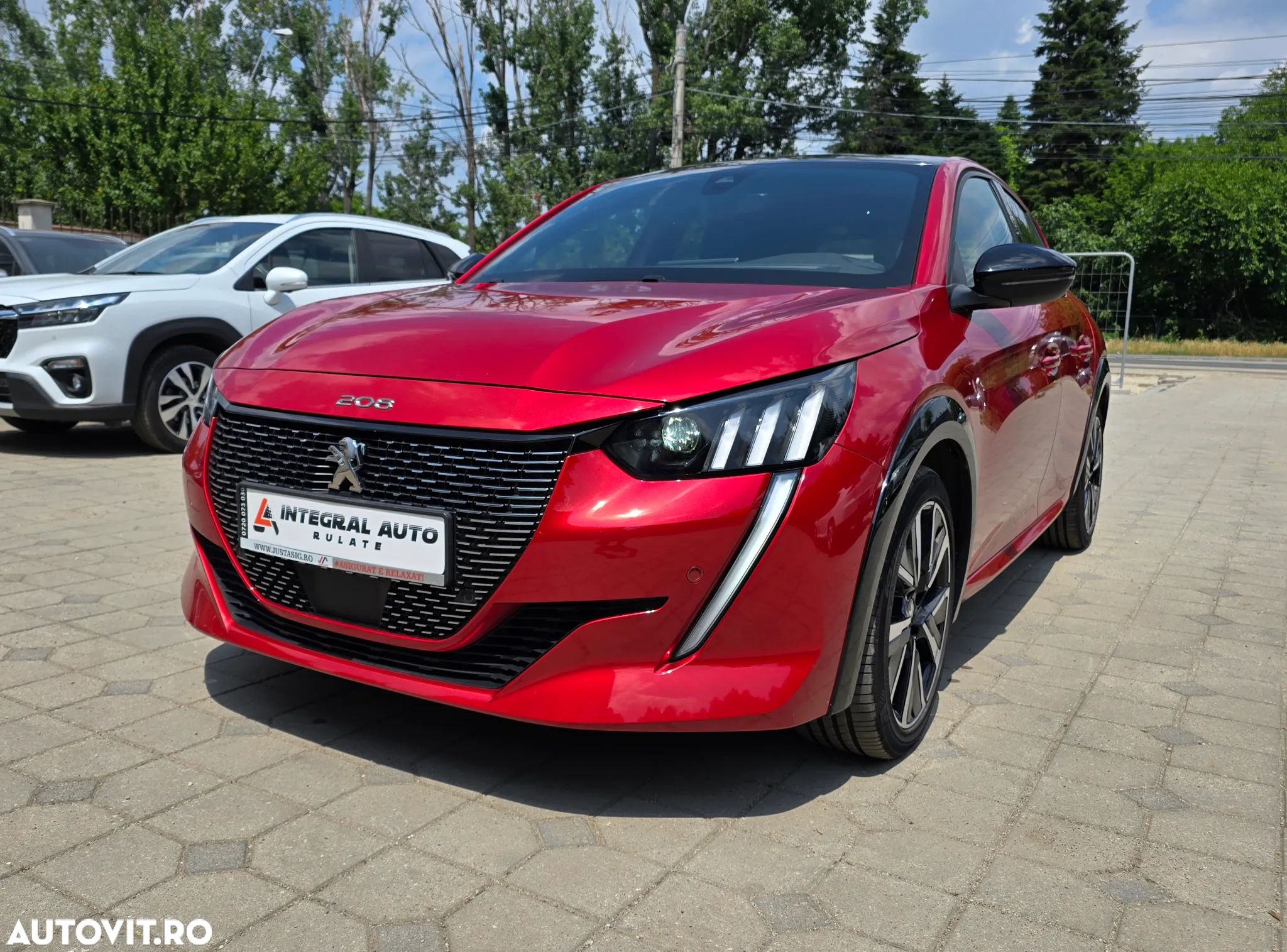 Peugeot 208 1.2 L PureTech STT EAT8 GT Line - 1
