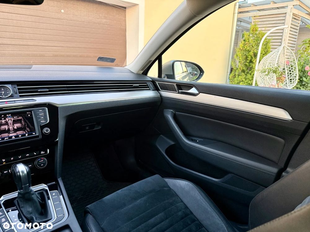 Volkswagen Passat 2.0 TDI BMT Highline DSG - 26