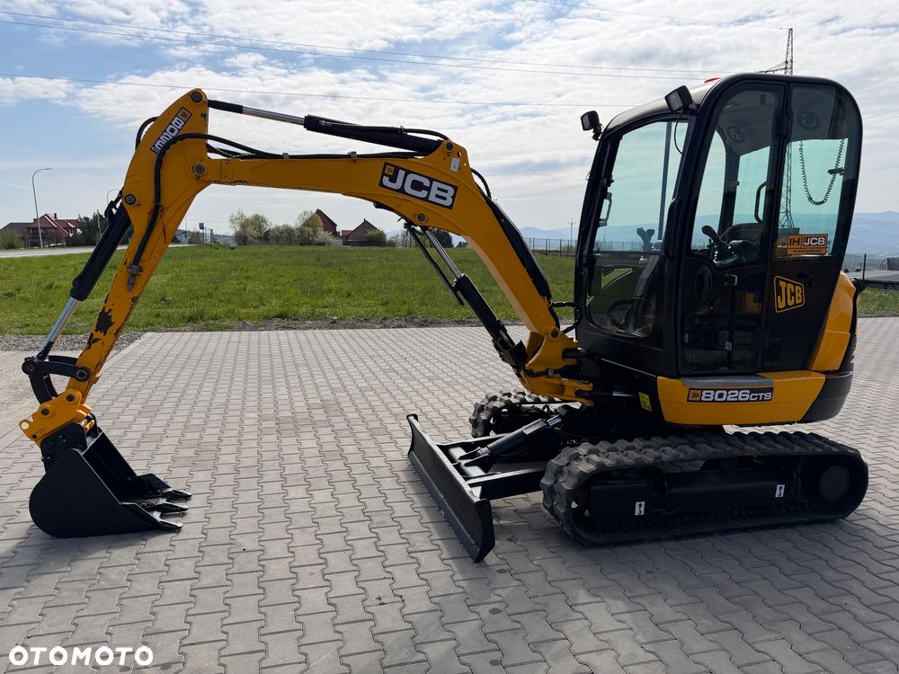 JCB 8026 - 11