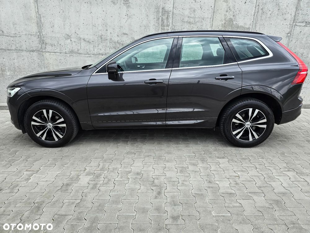 Volvo XC 60 B4 D Momentum Pro - 3