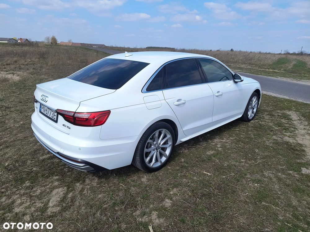 Audi A4 Limousine - 4