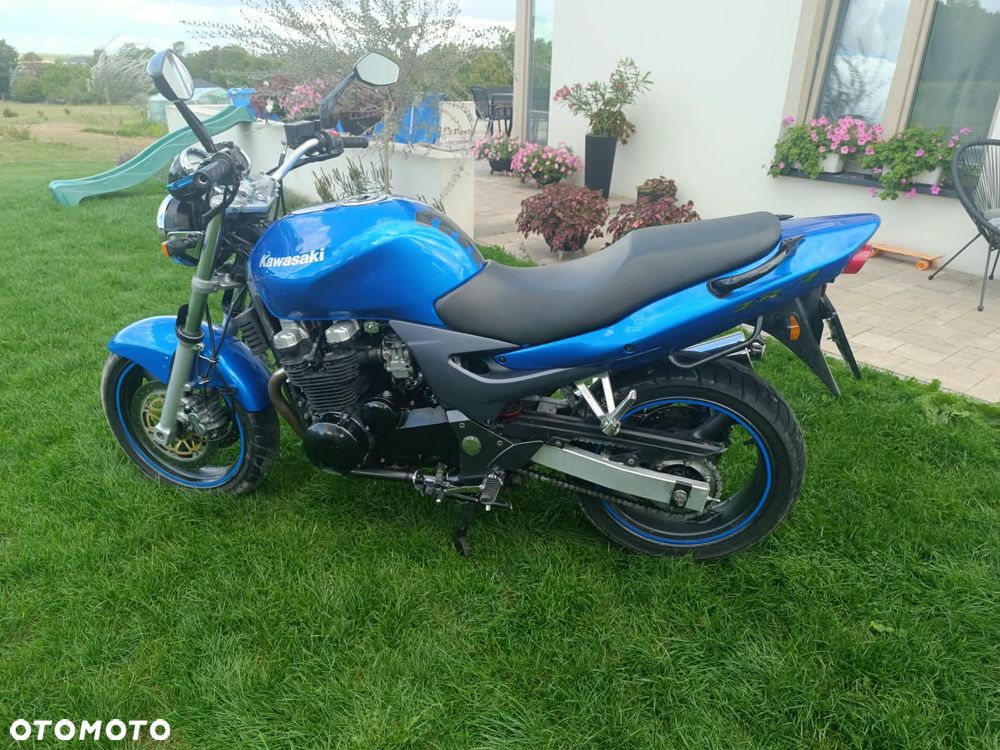 Kawasaki ZR - 3