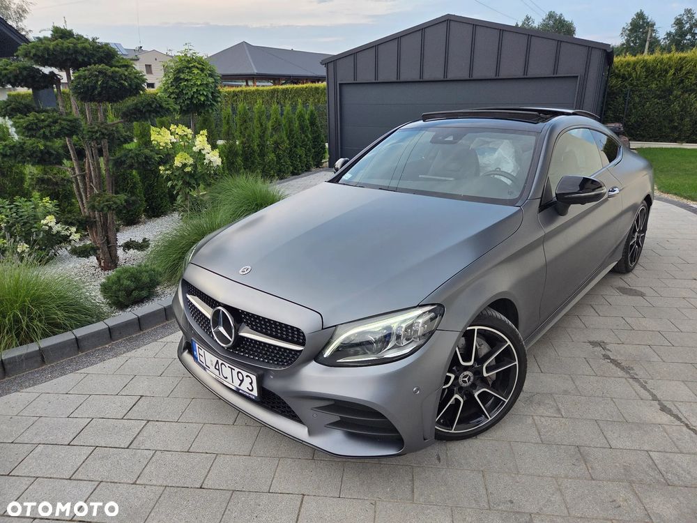 Mercedes-Benz Klasa C 300 4MATIC 9G-TRONIC - 19