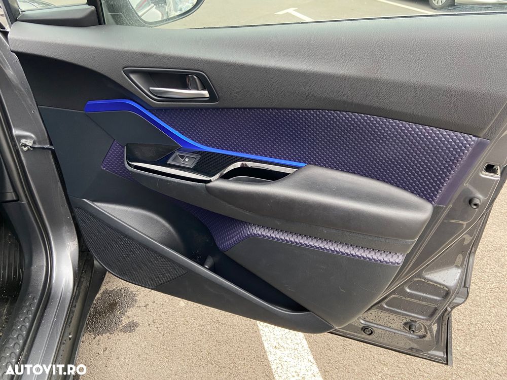 Toyota C-HR Hybrid Business-Edition - 19
