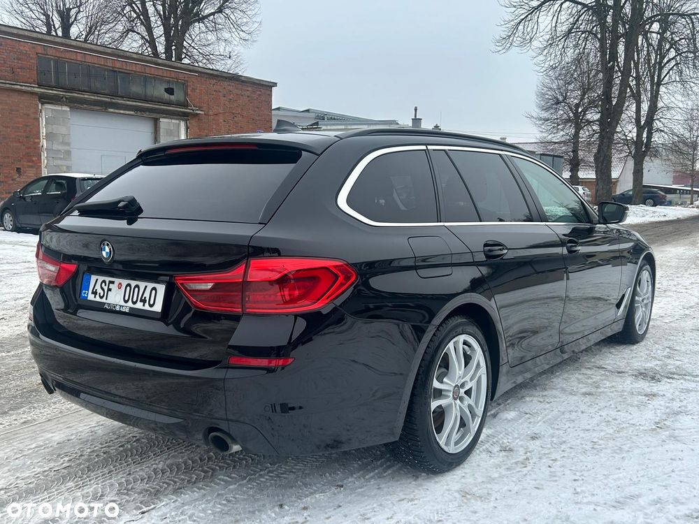 BMW Seria 5 530d xDrive Sport Line - 9