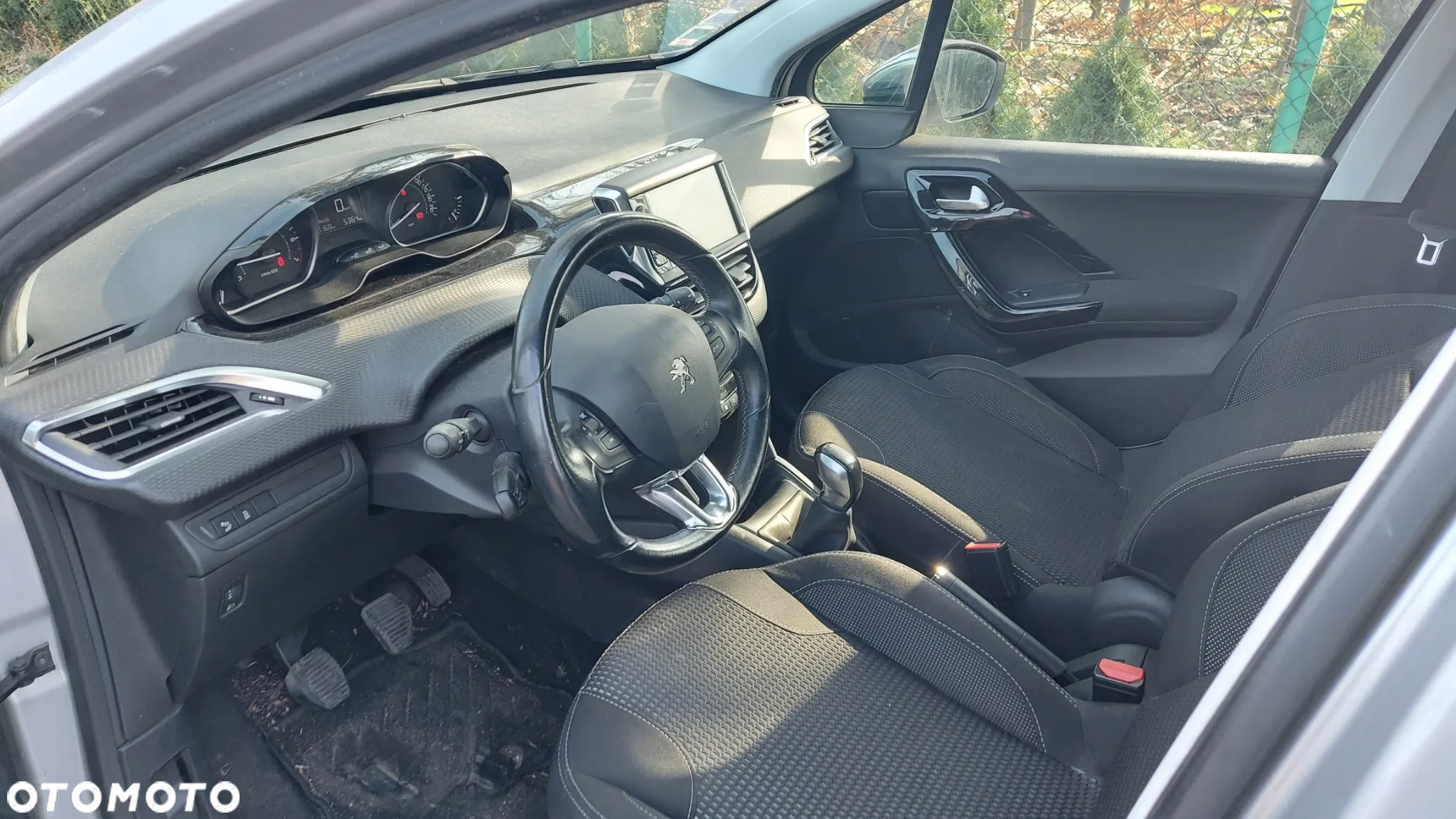 Peugeot 208 PureTech 82 Start & Stop Tech Edition - 7